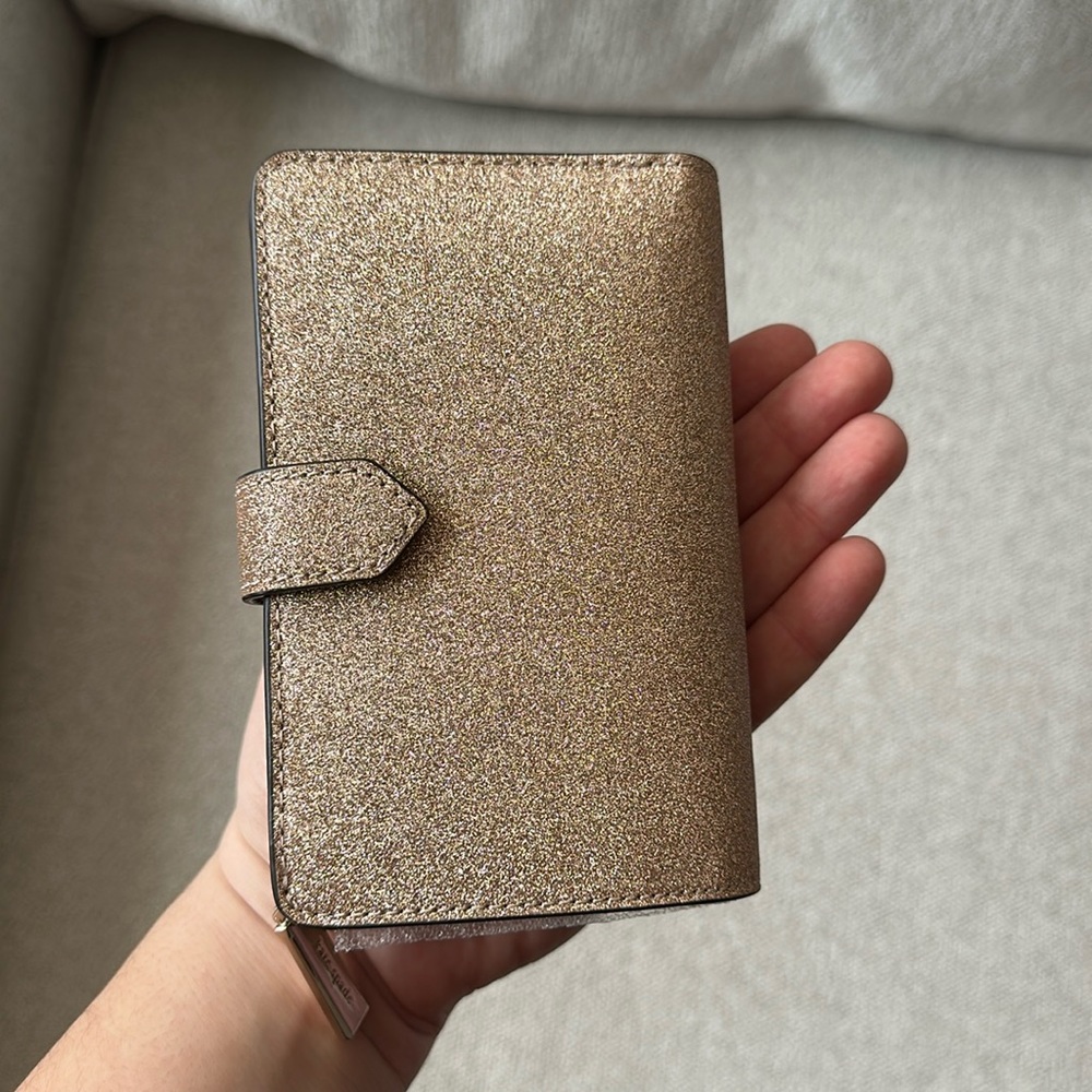 Kate Spade Wallet - Picture 6 of 6